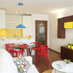 Colourful-apartment-momi-studio-10