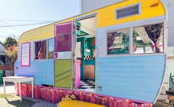 vintage-glamping-caravan-2