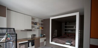 paris-cyril-rheims-tiny-apartment-2