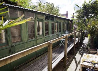 Helmsley Railway Carriage-3