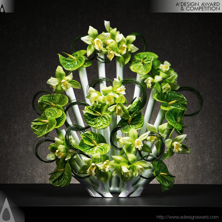 Peacock Vase by Aprilli