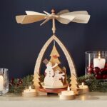 natural-snowman-pyramid