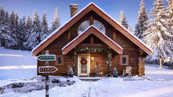 santas-cabin-1