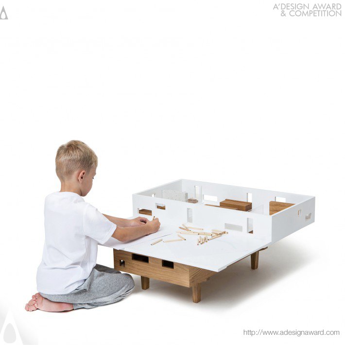 Hus by Olga Szymanska