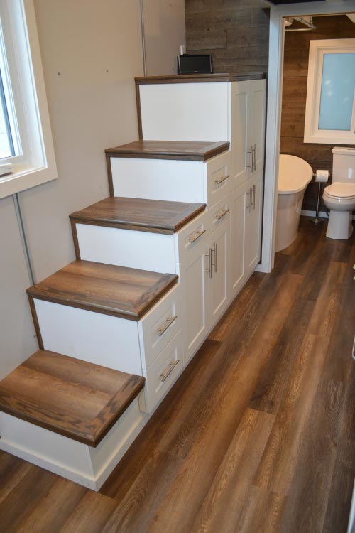 pursuit-tiny-house-13