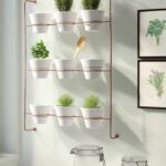 wall-mounted-planter