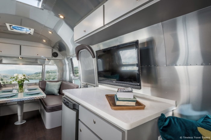 Modern-Kansas-Airstream-by-Timeless-Travel-Trailers-11