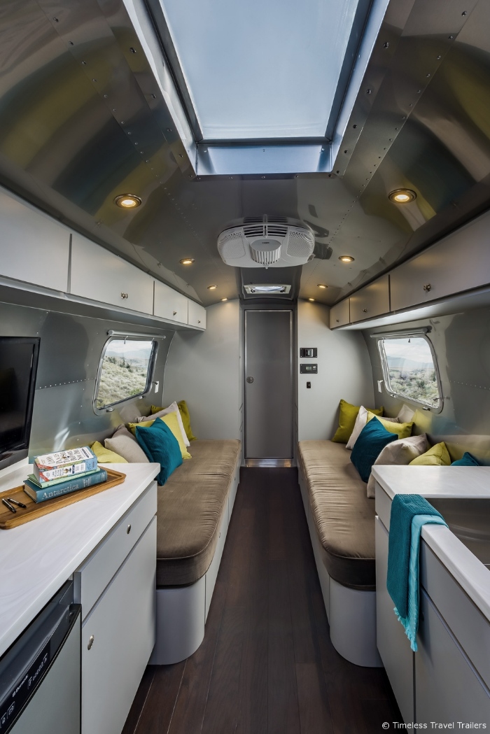 Modern-Kansas-Airstream-by-Timeless-Travel-Trailers-5