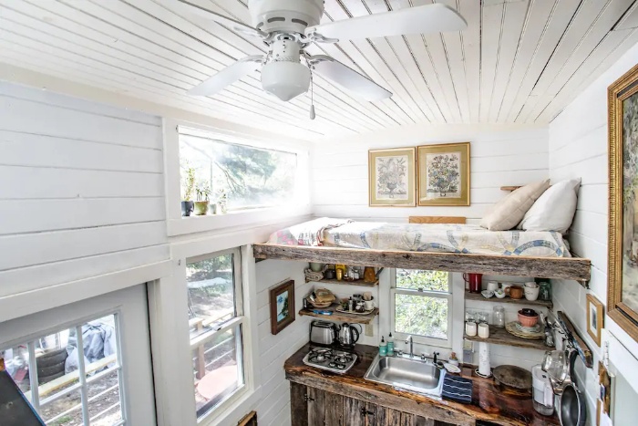 Tiny House in the Trees 9