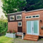 wallace-falls-tiny-house-1