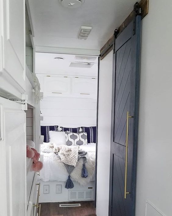 wilson mtorhome 4 - Family of Four Lives Full-Time in This Stylish and Well Organized Motorhome