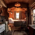 Charming and Unique Shepherd’s Hut
