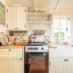 ‘Leveret’, Idyllic, En Suite Shepherd’s Hut 3