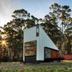 Stunning Bruny Island Tiny House Perfect for a Romantic Getaway, Tasmania 2