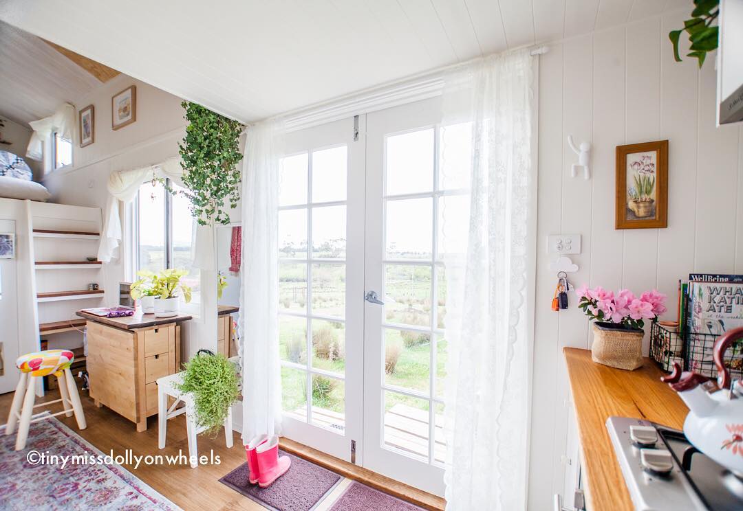 miss-dolly-tiny-house (9)