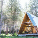 FAR MEADOW’S CLASSIC A-FRAME IN THE HIGH SIERRAS