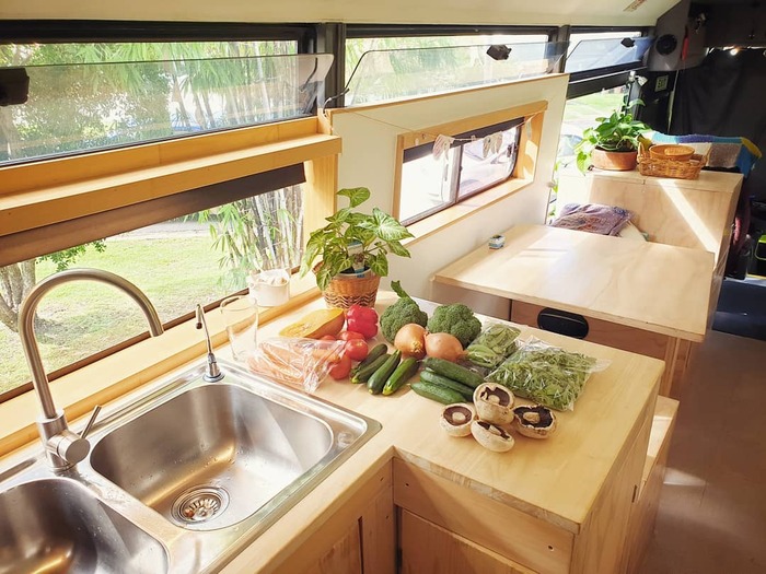 school-bus-conversion-bronte (20)