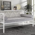 white-daybed