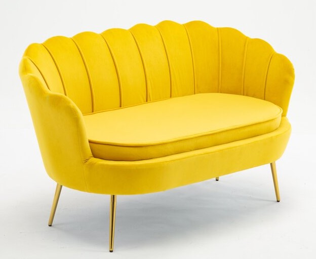 Yellowloveseat Living in a shoebox