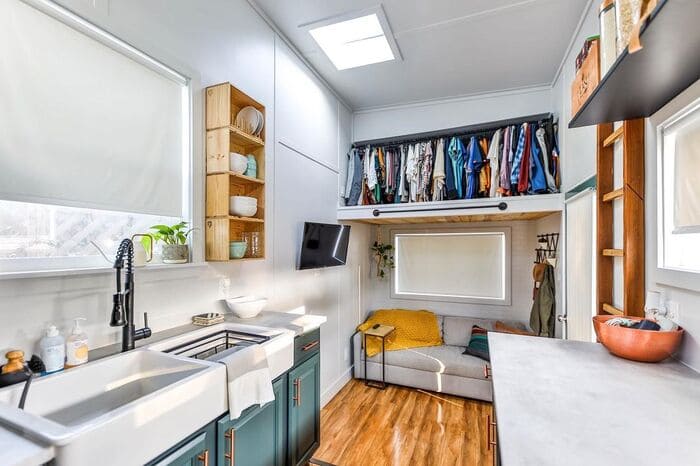 Young Couple Built Gorgeous Tiny House on a $25,000 Budget - Living in ...