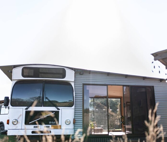 $6,000 Bendy Bus Was Transformed Into a Stunning Family Home - Living ...