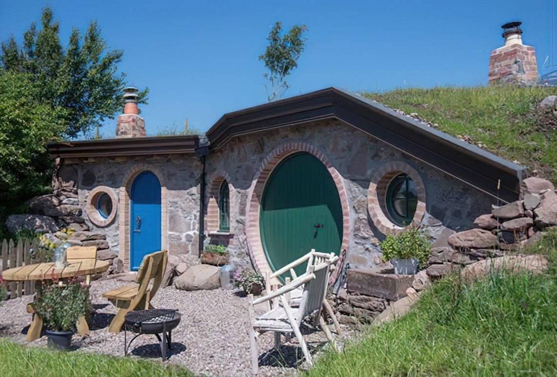 Craighead Hobbit Howfs (5)