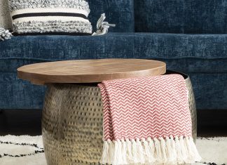 Coffee table with storage