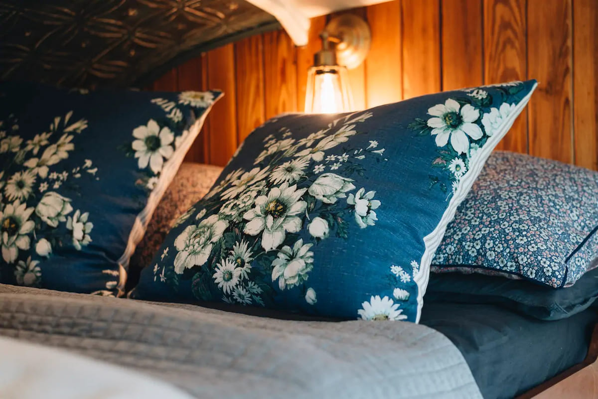 horsebox holiday home (7)