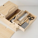 klaemmemacka-desk-organizer-natural-plywood__0670285_pe715471_s5