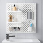 bathroom-pegboard
