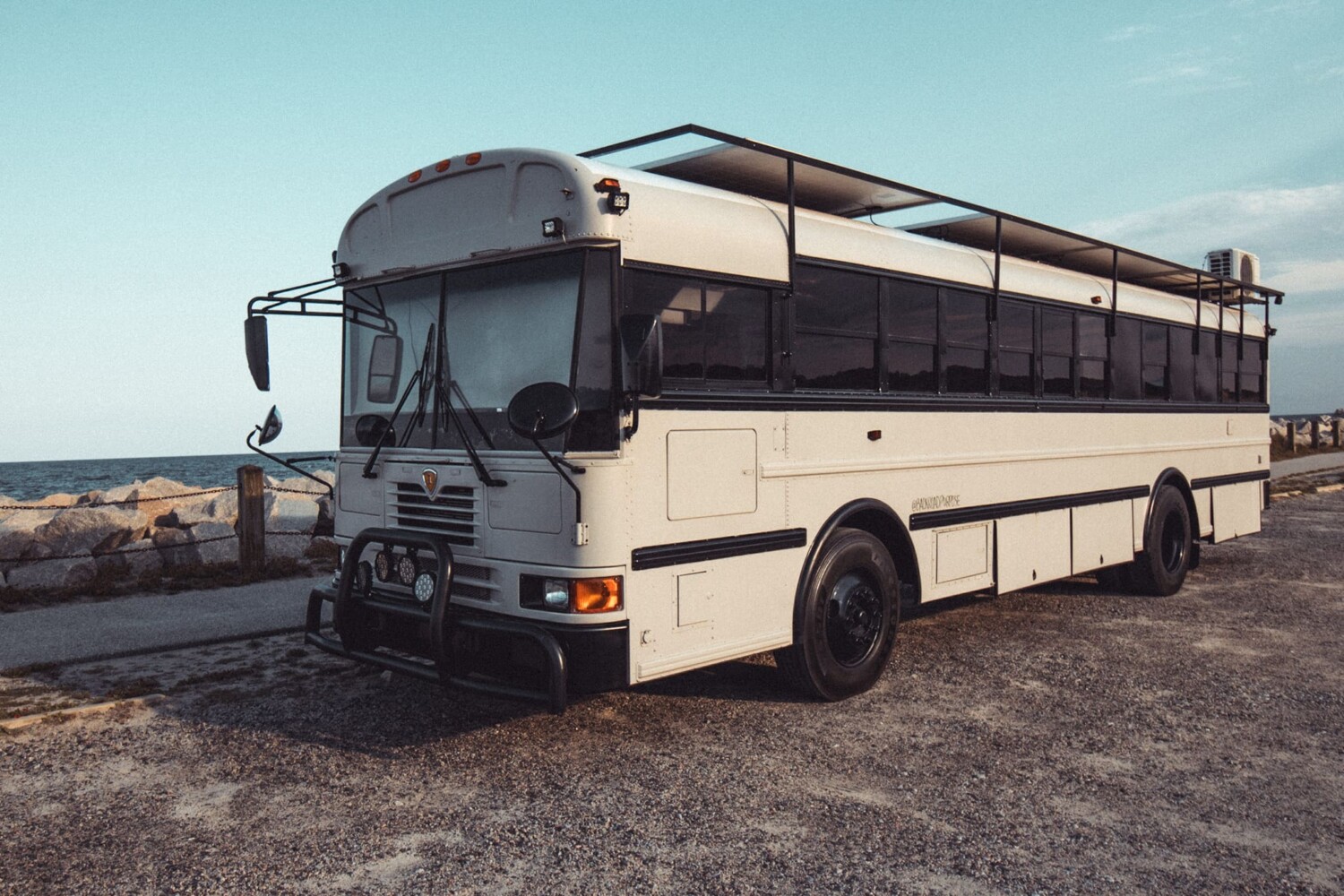 Step Inside the Skoolie Builder's Own Award-Winning Tiny Home on Wheels ...
