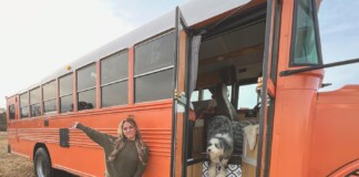 bumpin-bus-conversion-exterior