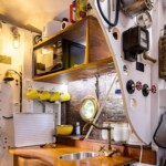 yellow-submarine-tiny-house (14)