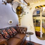 yellow-submarine-tiny-house (18)