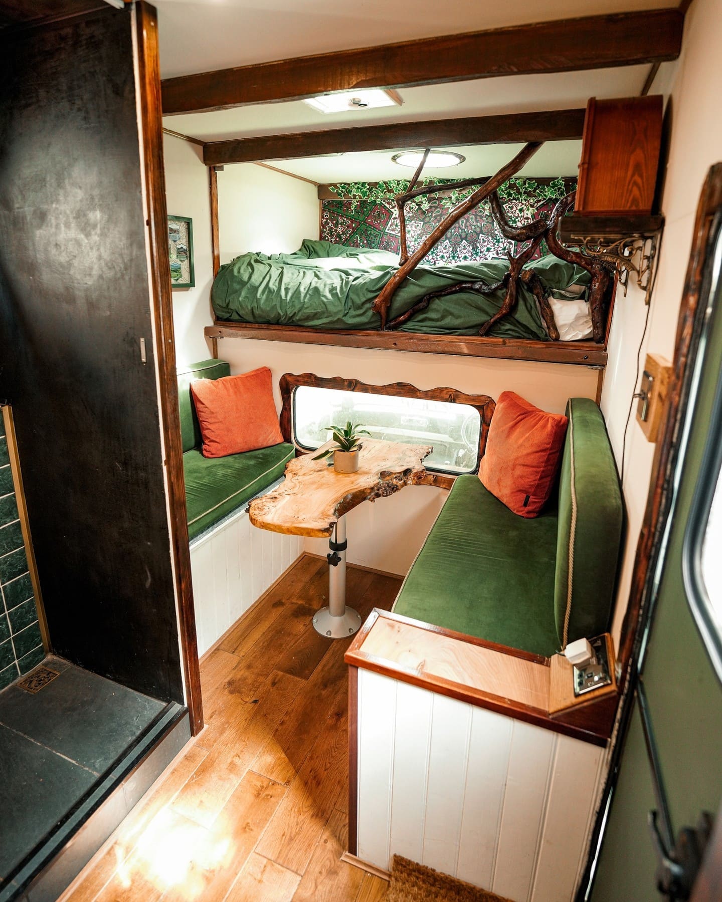 Bedford-van-conversion (23)