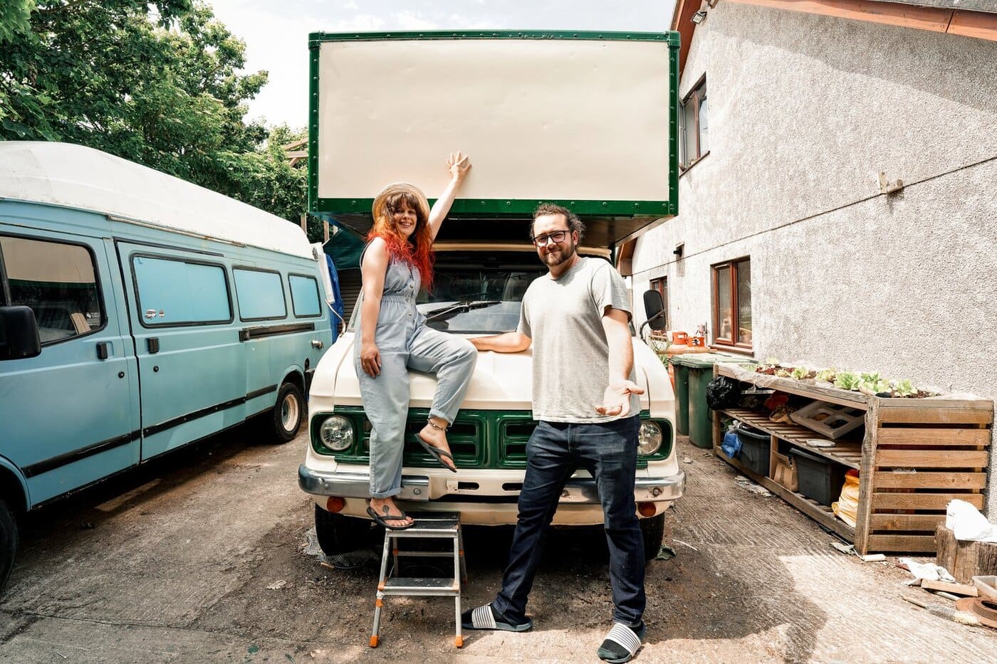 Lucy and Ben Turned an Old Bedford Van Into a Spectacular 1970s Style Cabin That Wows With Luxurious Shower and Skylight Dome Living in a shoebox