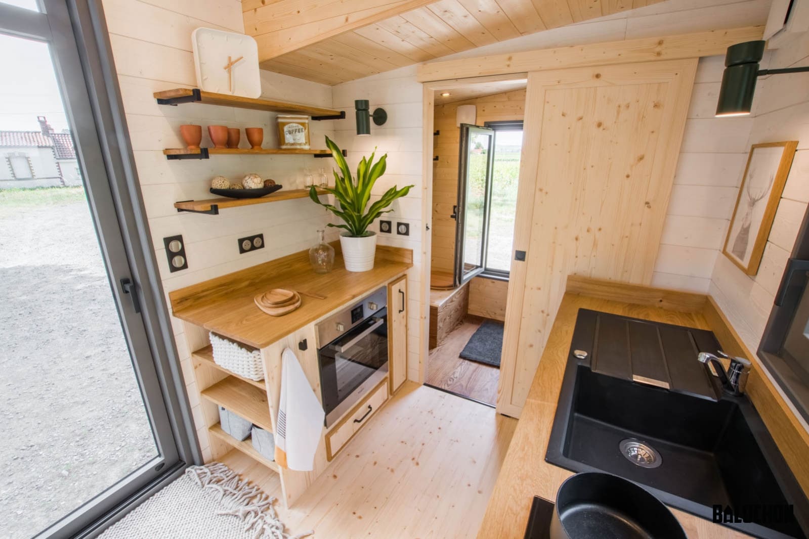 eucalyptus tiny house 20 - One-Story Tiny House: Exploring the Eucalyptus' Efficient and Elegant Layout