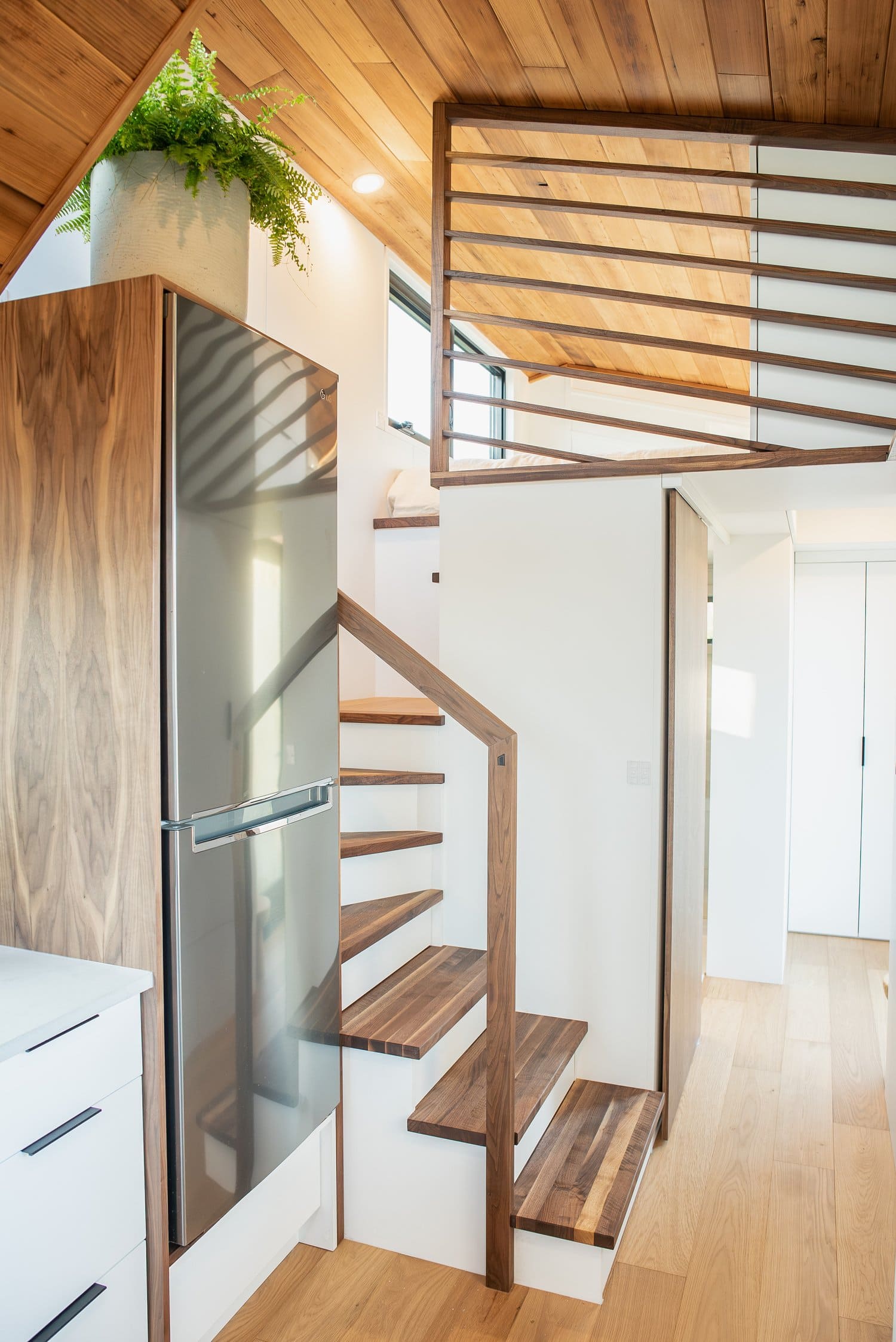 halcyon-lux-tiny-house (14)