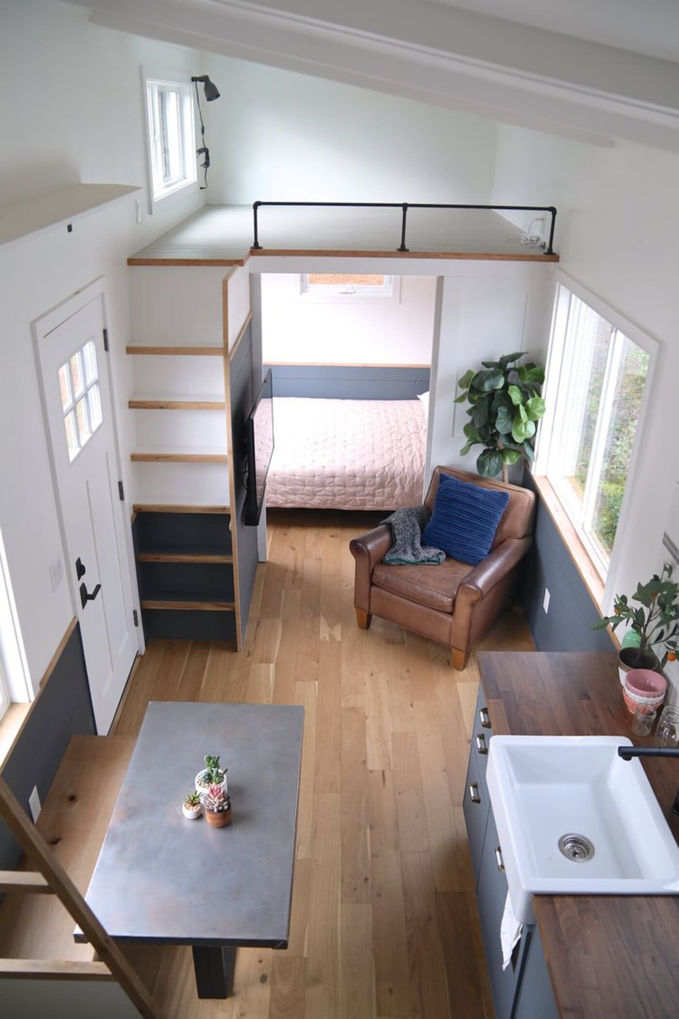 legacy-tiny-house-handcrafted-movement (12)