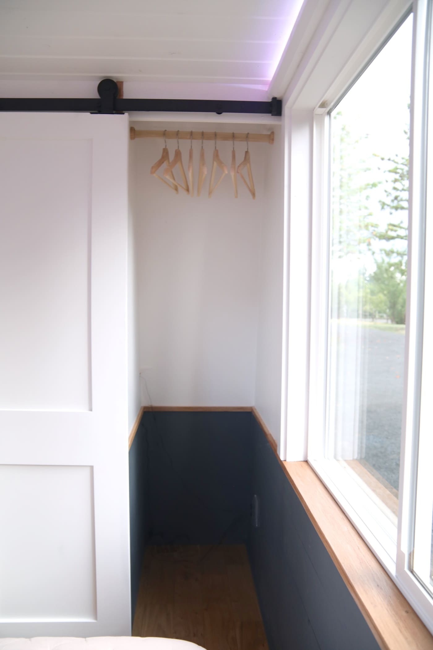 legacy-tiny-house-handcrafted-movement (15)