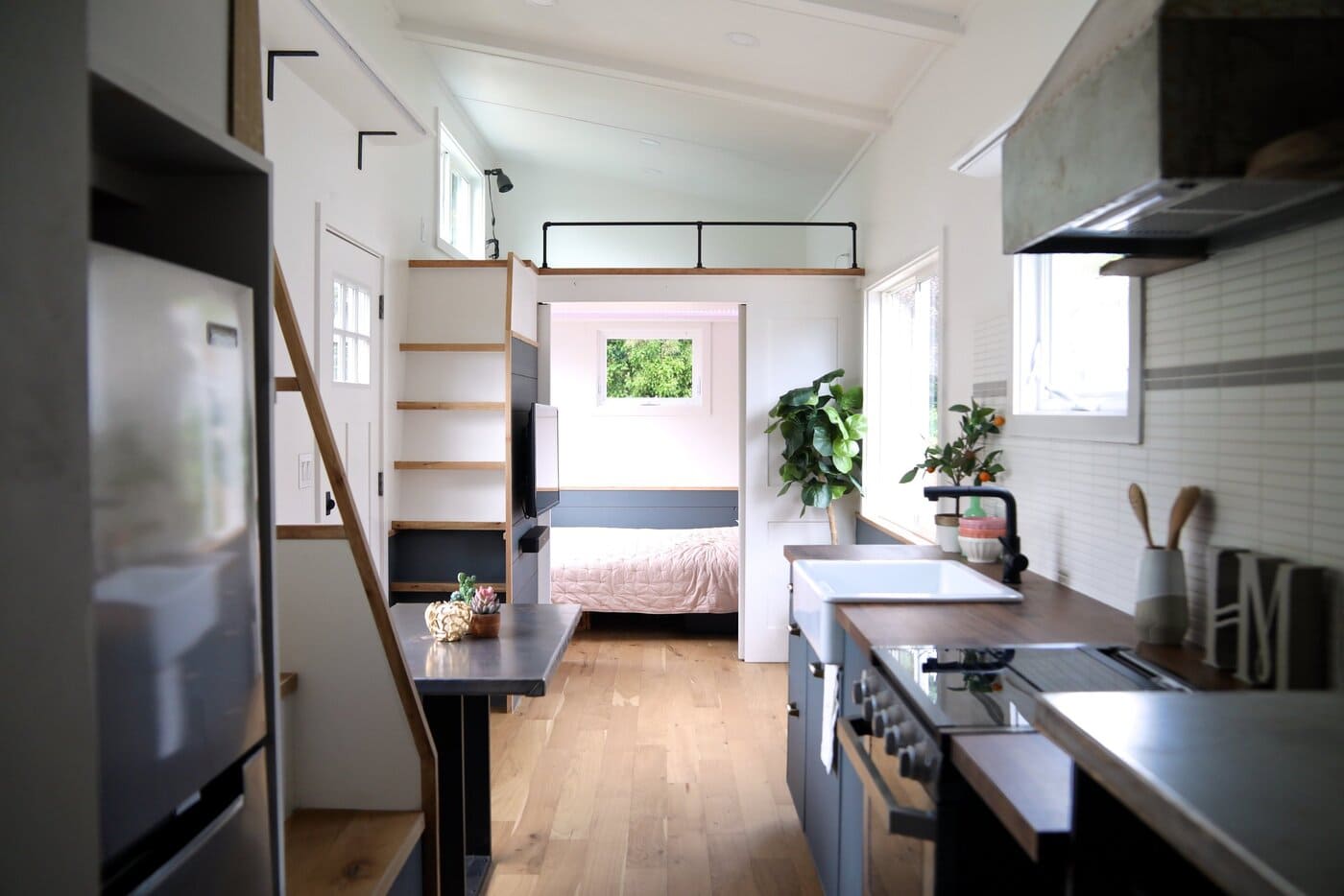 legacy-tiny-house-handcrafted-movement (18)