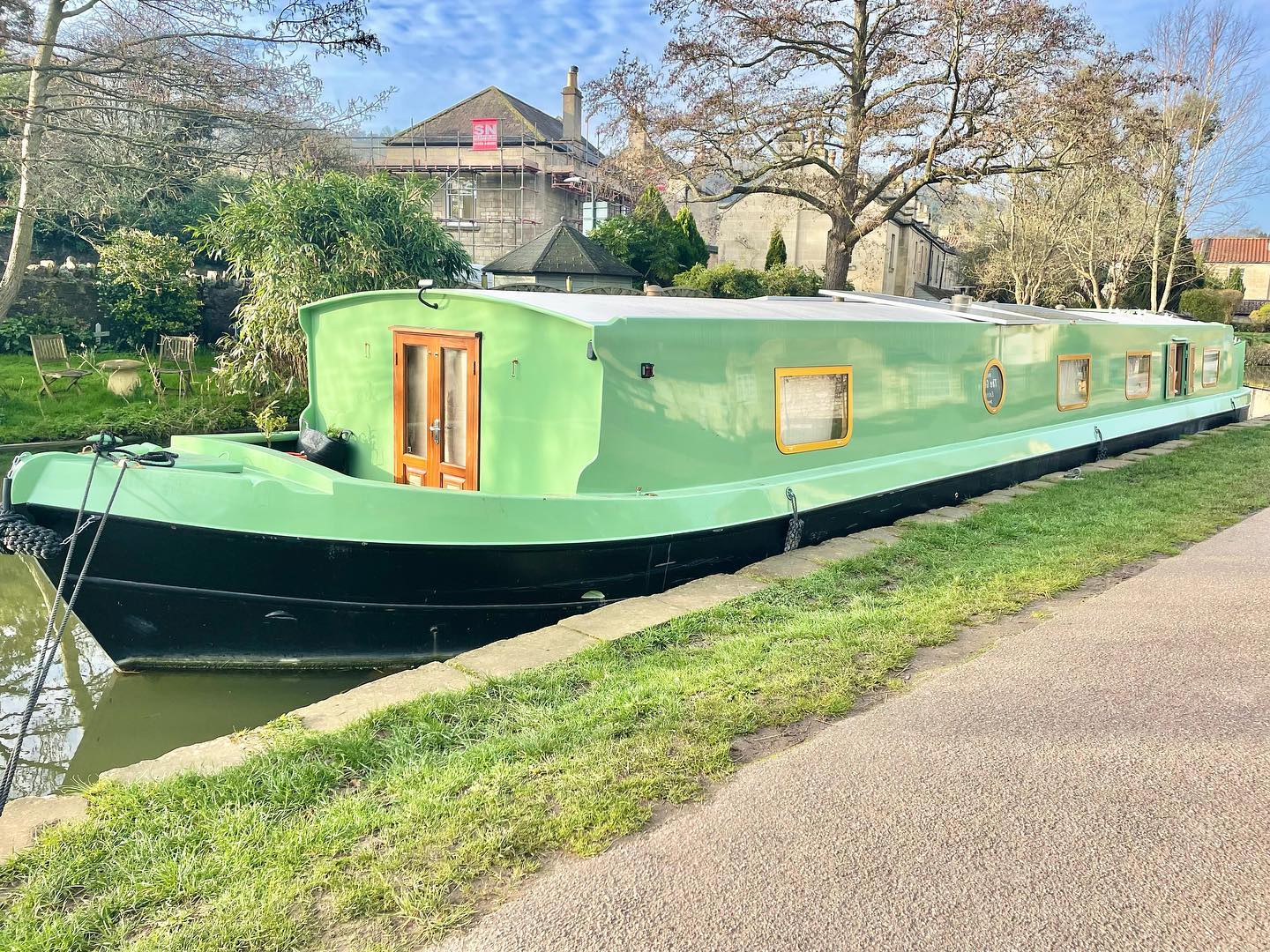 ophelia boat marwood makes 13 - Houseboat Showcases Sleek Interior, Multi-Level Bedroom and Gorgeous Pink Bathroom