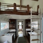 paradise-tiny-house-bunkbeds-soaking-tub (14)