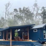 paradise-tiny-house-bunkbeds-soaking-tub (15)