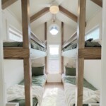 paradise-tiny-house-bunkbeds-soaking-tub (6)