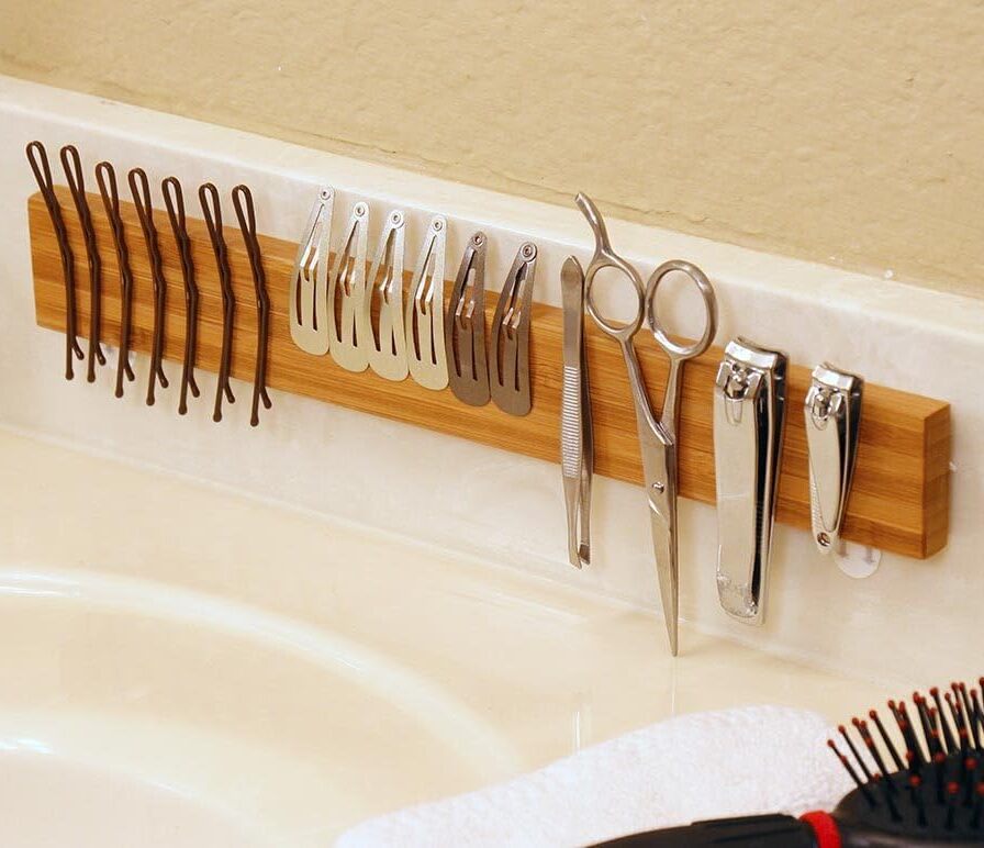 Bamboo magnetic bathroom organizer