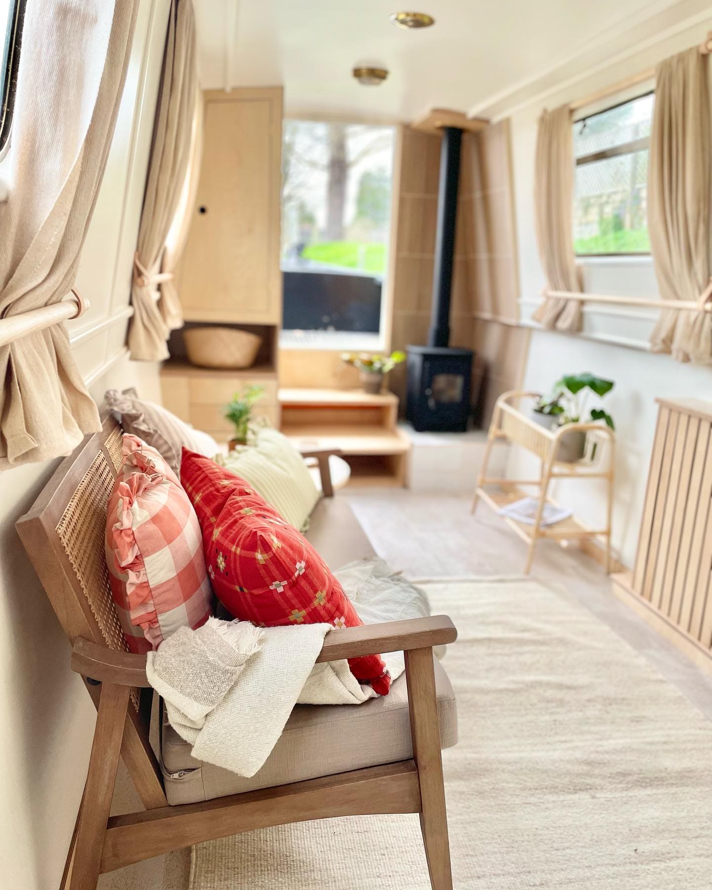 summer-bee-house-boat-marwoodmakes (3)