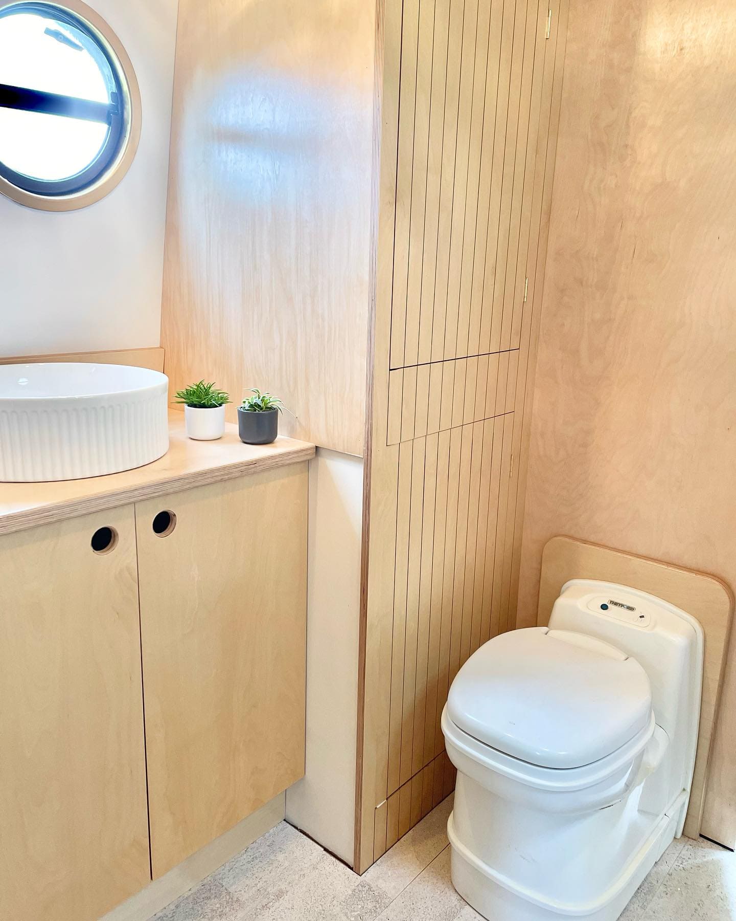 summer-bee-house-boat-marwoodmakes (6)