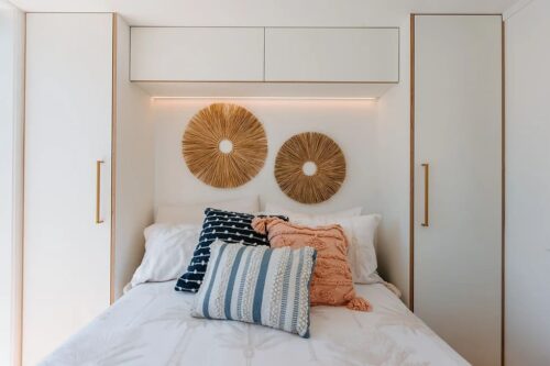 Ground-Floor Master Bedroom? Yes, Please! Meet the 'Lara' Tiny House ...