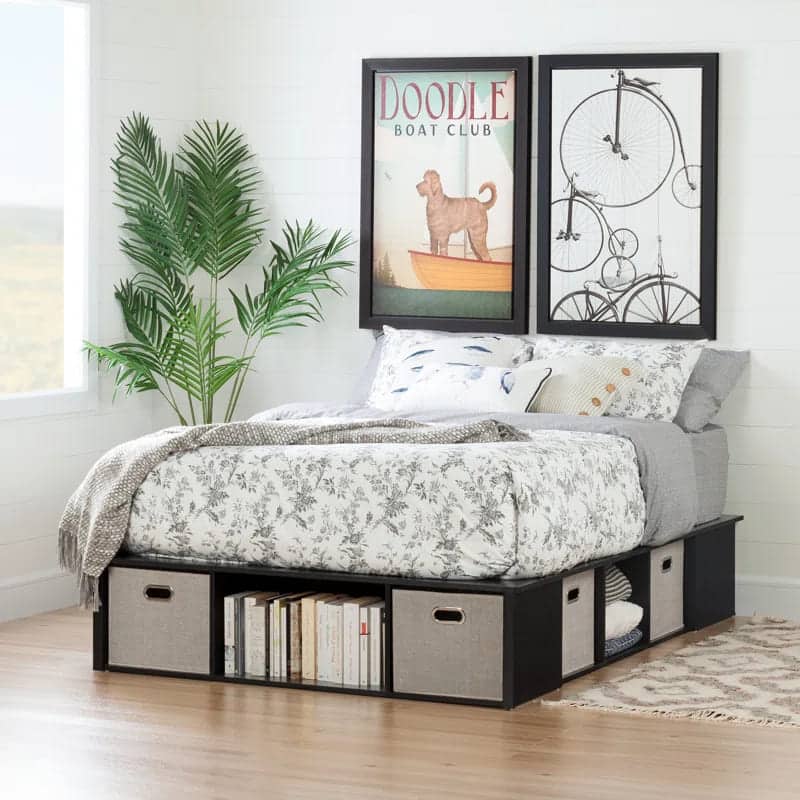 FlexibleStoragePlatformBed 1 - 15 Storage Beds That Prove You Don’t Have to Sacrifice Style for Storage